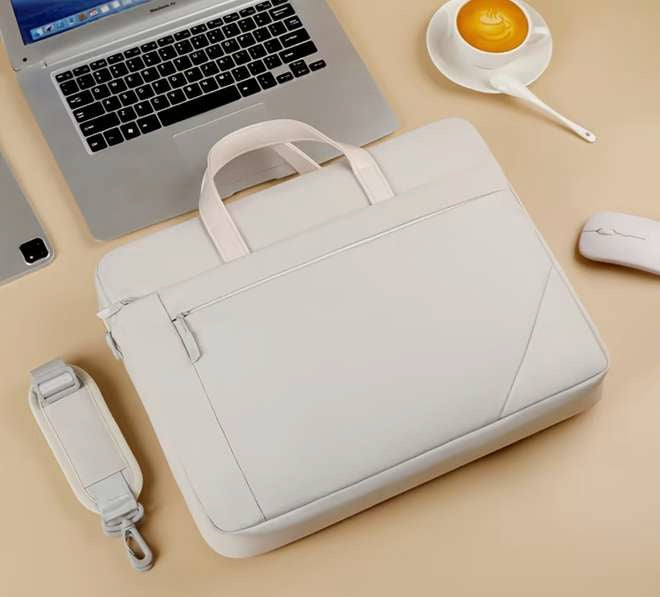 Estuche PC Modelo #3