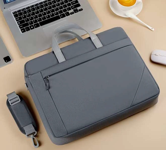 Estuche PC Modelo #3