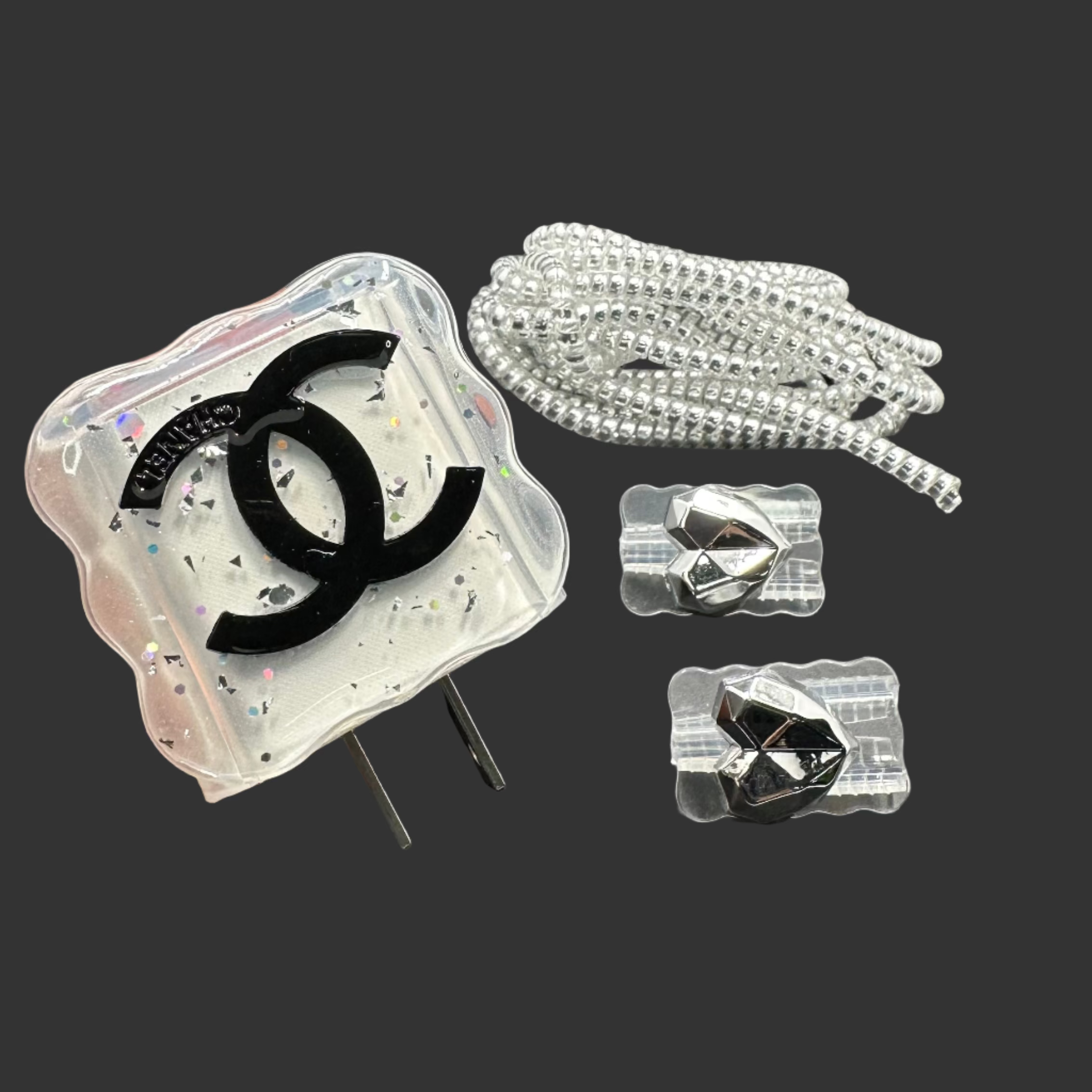 Protector Cargador Iphone 20w Channel Letra Negra