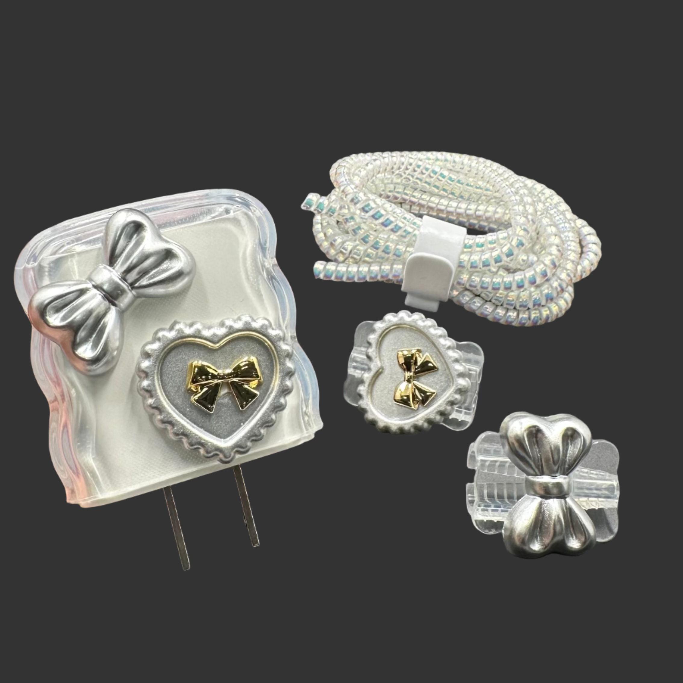 Protector Cargador Iphone 20w Moño Dorado Dentro Corazon